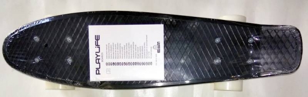 PLAYLIFE  Skateboard  VINYL 22.5 x 6  inch  57cm x 15cm  black deck white wheels